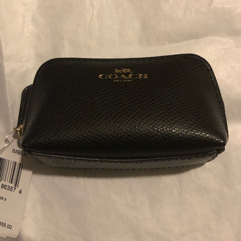 NWT Coach Cosmetic Case 9 Cross Grain Leather